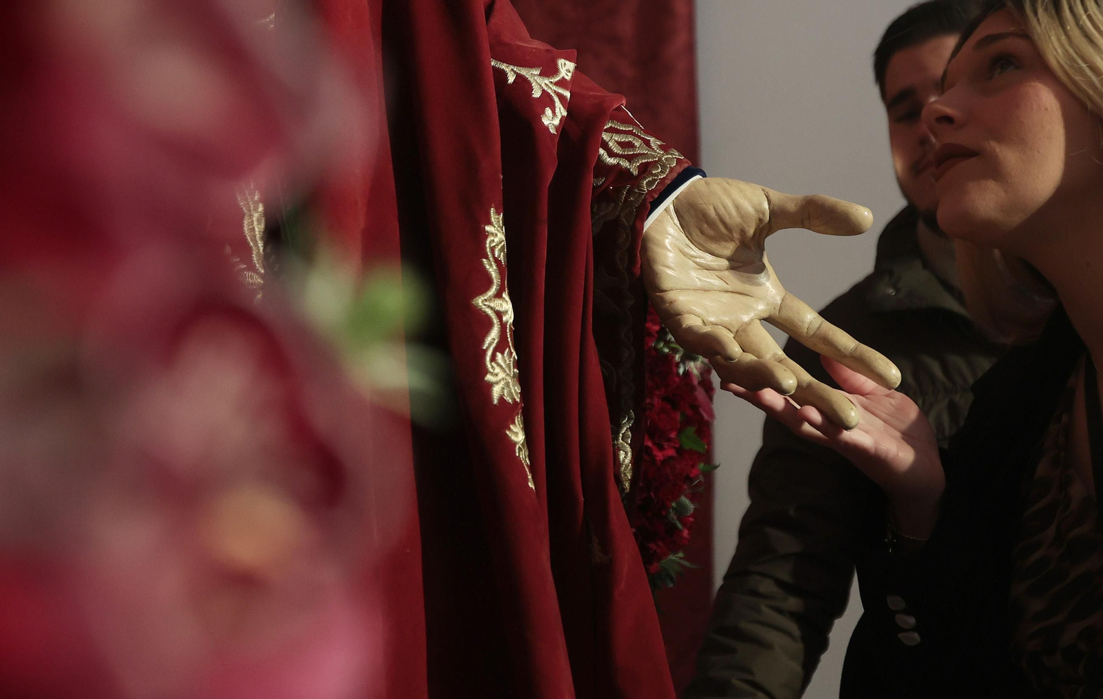 Imágenes de los Besapiés y Besamanos del segundo domingo de Cuaresma en Jerez