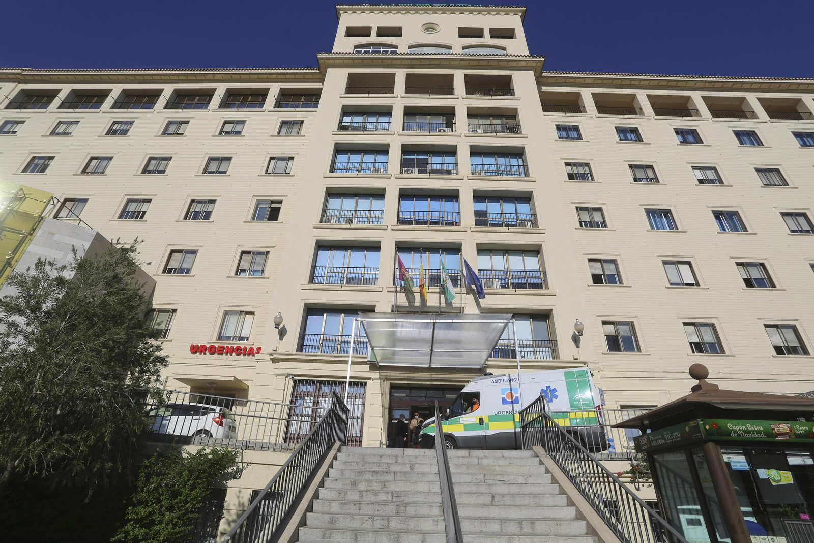 Hospital Regional de Málaga .