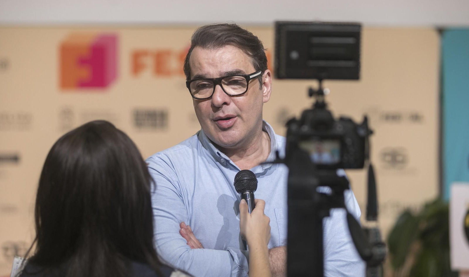 Luis Merlo en una de las entrevistas en el FesTVal