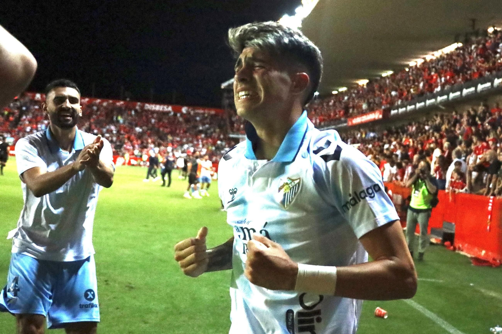 Así fue la locura del ascenso del Málaga CF en Tarragona