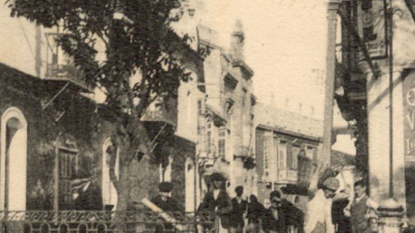 Mandaderos y recaderos, los trabajos más socorridos por los niños en Algeciras.