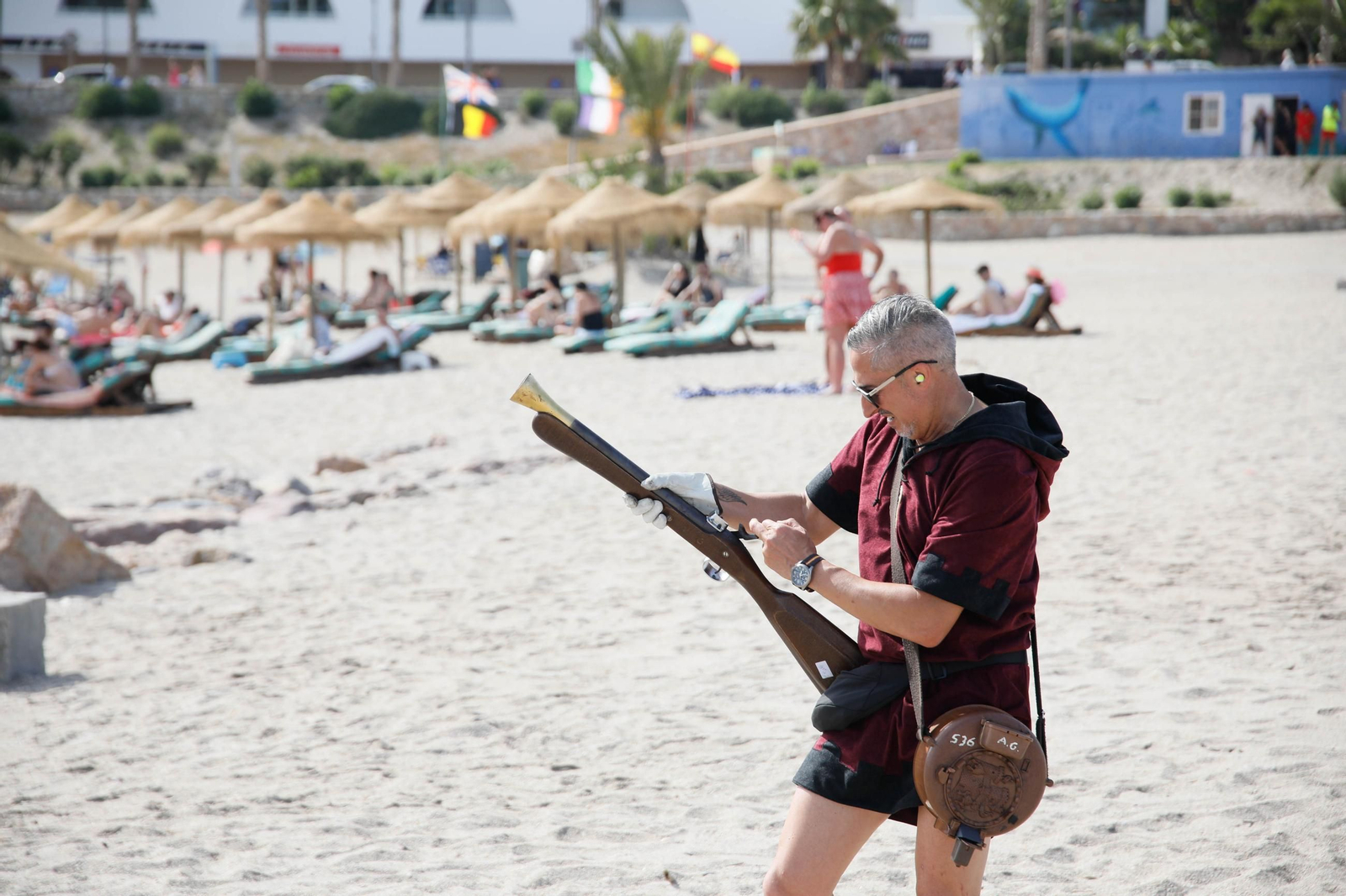 La carrera de cintas y la exhibición de caballos de los Moros y Cristianos de Mojácar, en imágenes