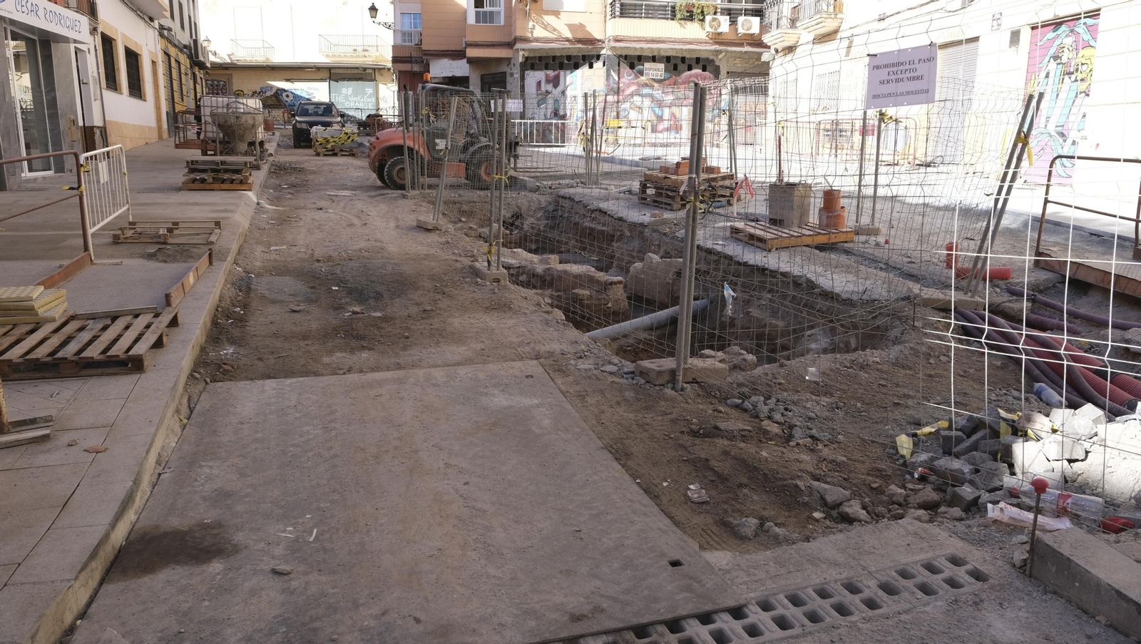 Imágenes de la Plaza Masnou en obras. Almería