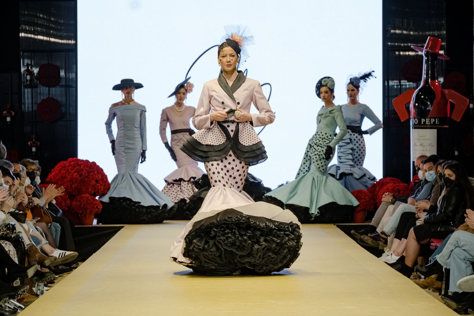 Desfile Certamen Noveles Diseñadores