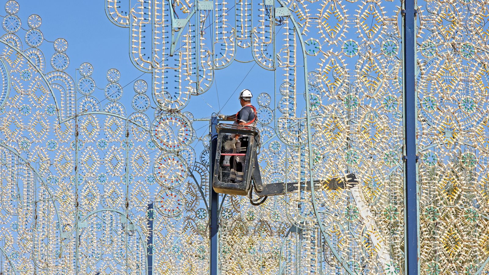 Así marcha el montaje de la Feria del Caballo 2023