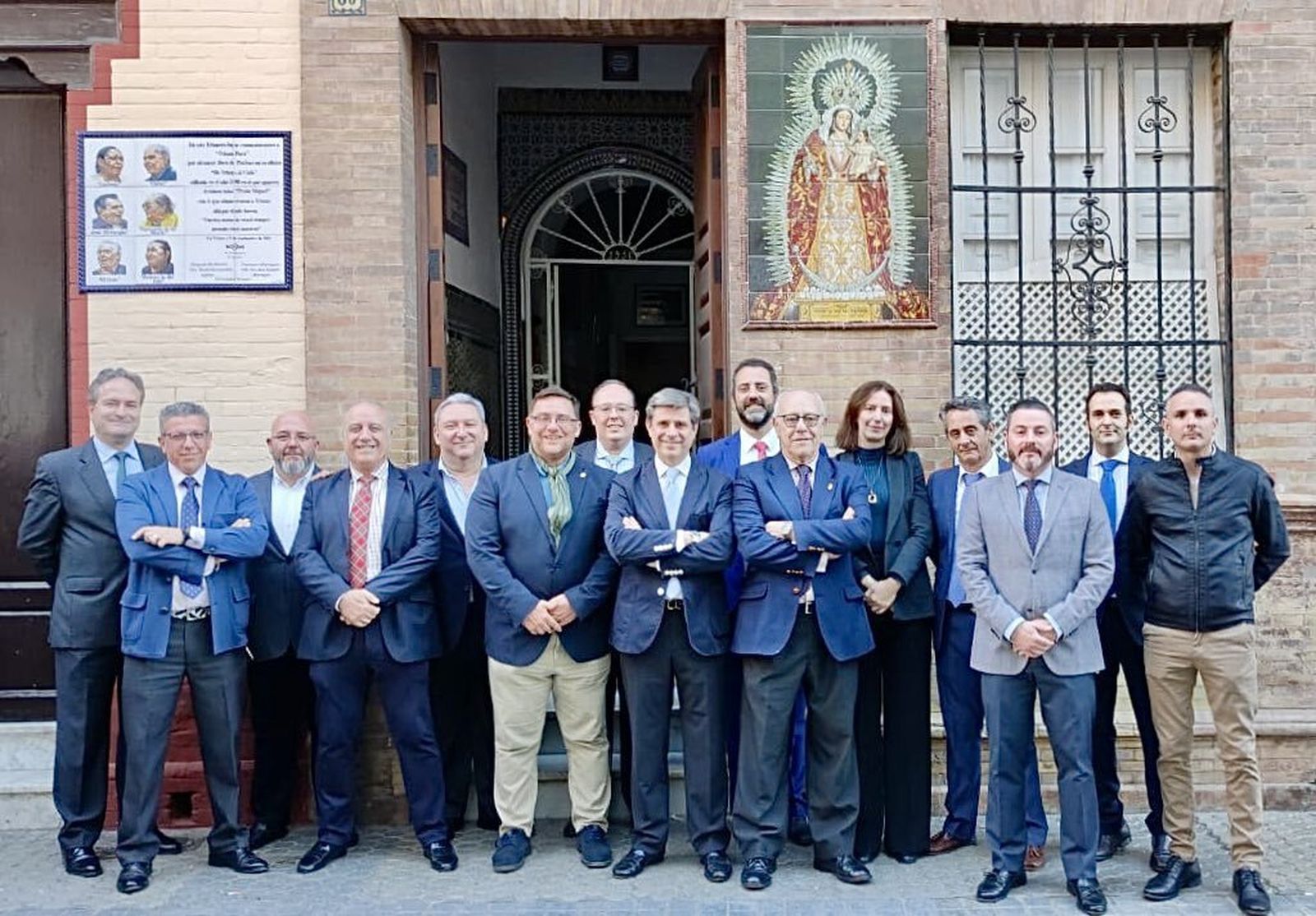 Fotografía de la candidatura al completo