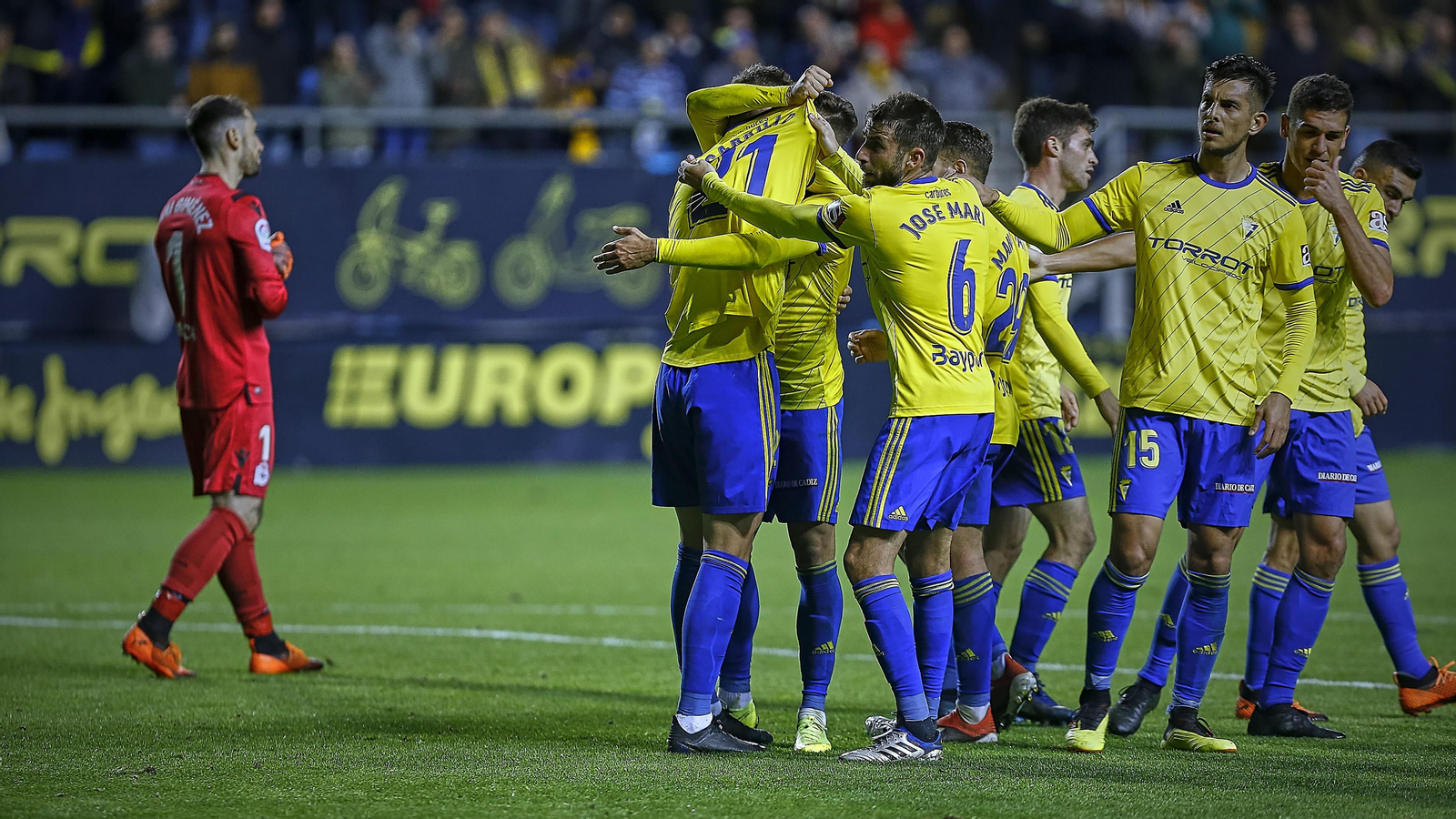 Partido Cádiz CF - Deportivo de La Coruña