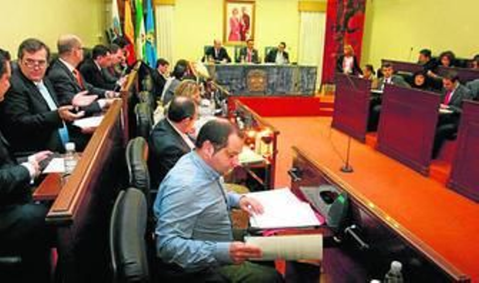 Pleno en la Diputación Provincial.