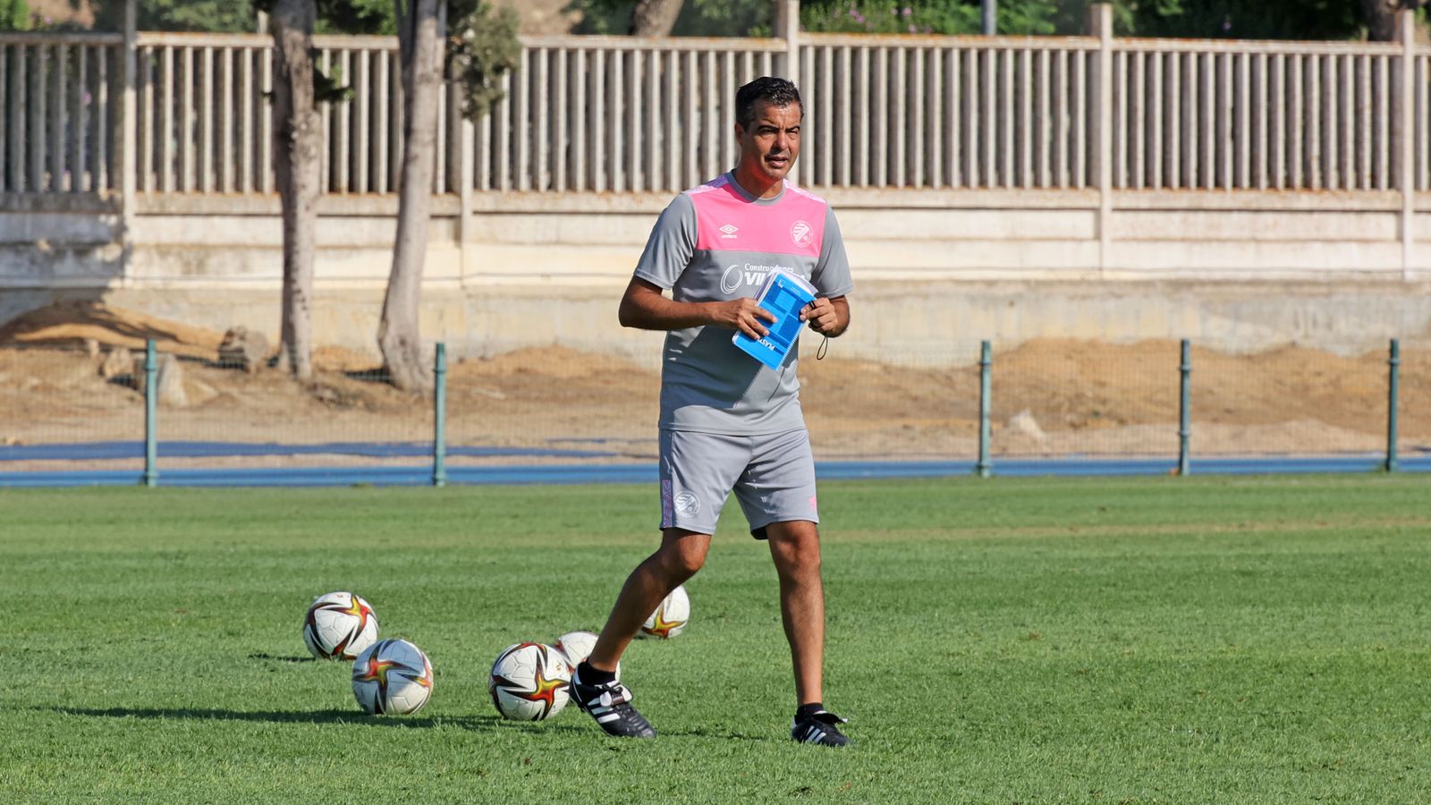 Entrenamiento del Xerez DFC en el Anexo Pepe Ravelo