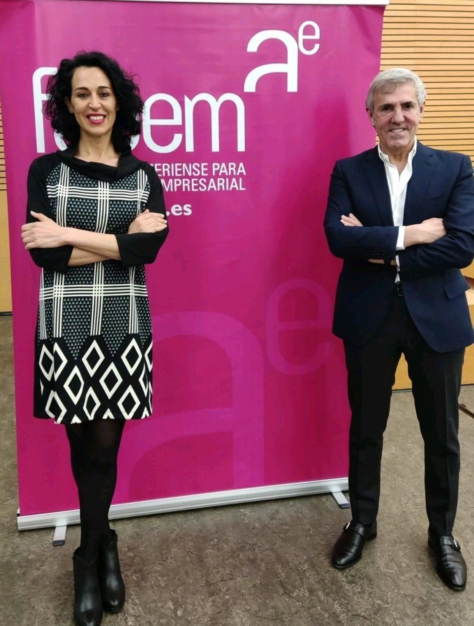 Rocío Rentero, gerente de FAEEM, con José Moro, presidente de Bodegas Emilio Moro