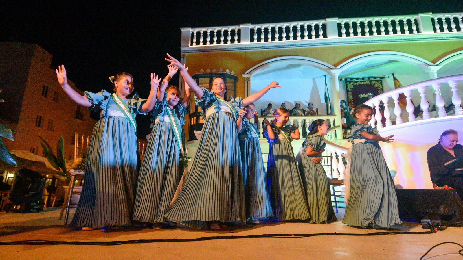 Fotos de la coronación y pregón de la Feria de Tarifa 2022