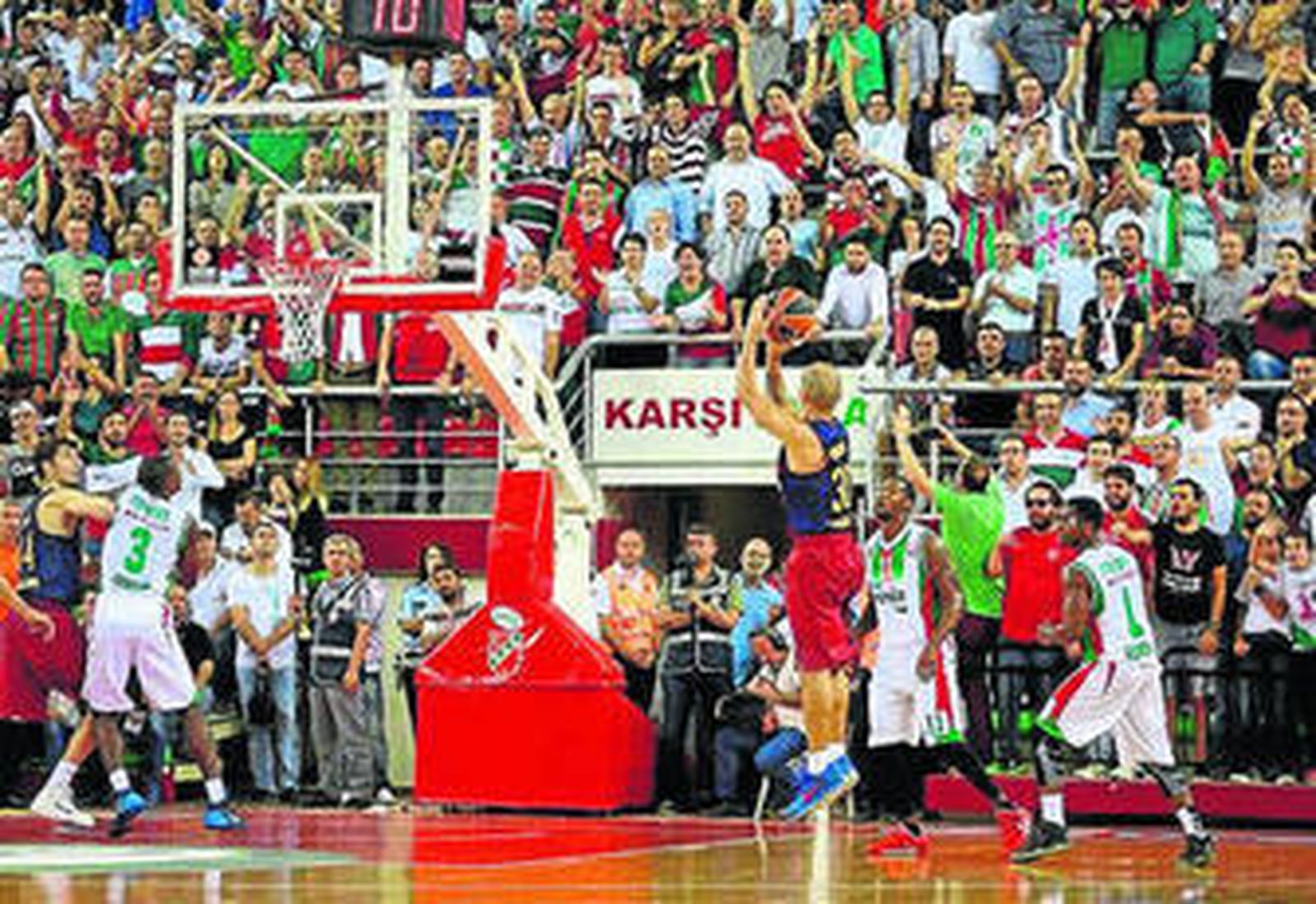 El Unicaja muestra sus credenciales