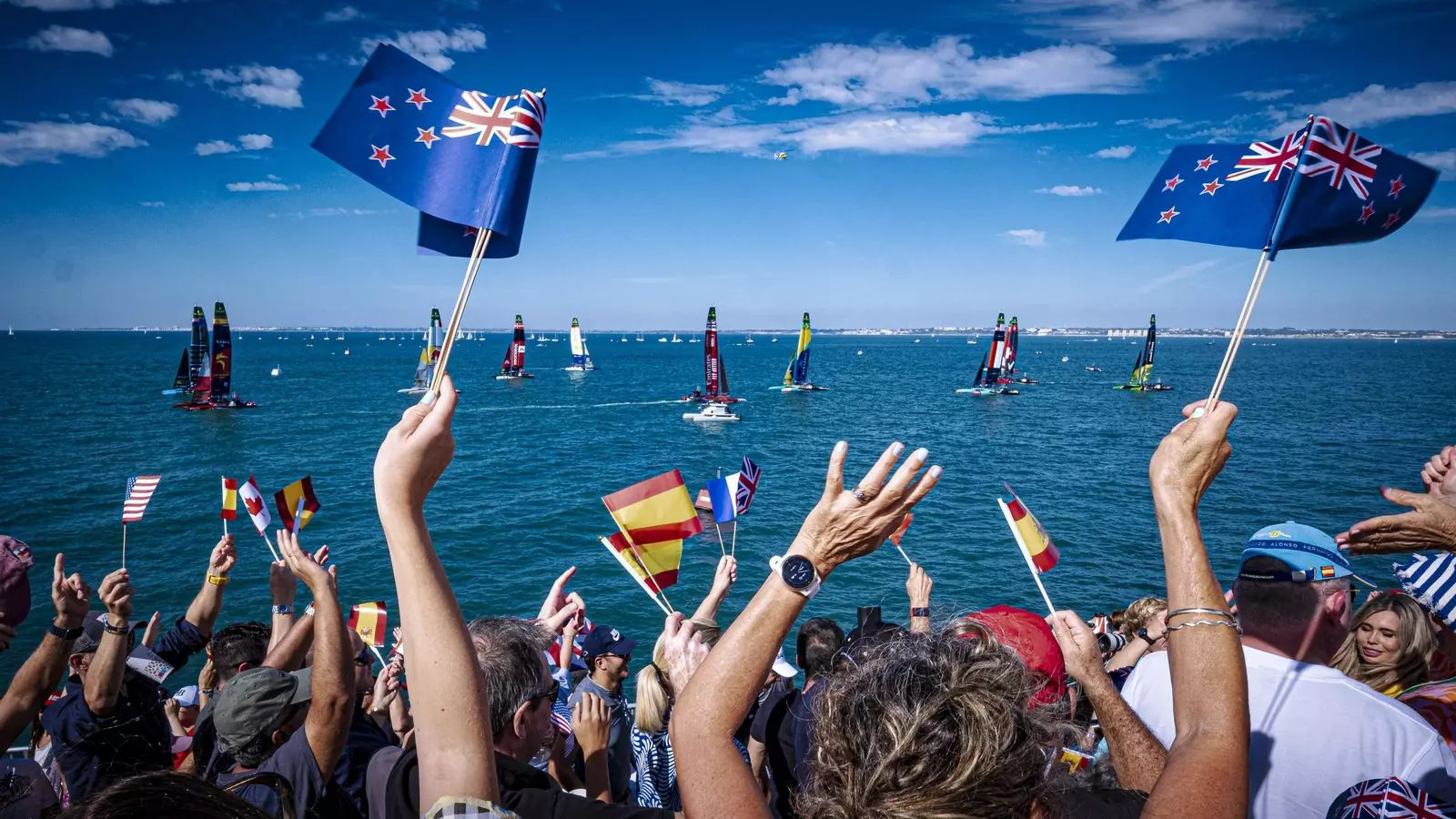 Imagen de archivo de una de las últimas ediciones de la Sail GP celebrada en las aguas de Cádiz
