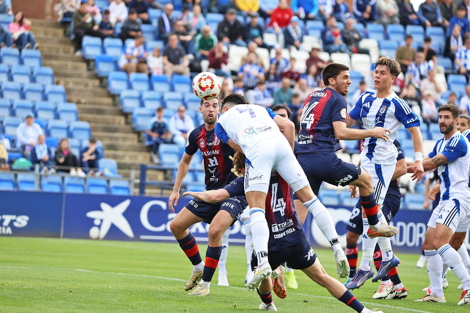 Las imágenes del Recreativo de Huelva - Yeclano Deportivo