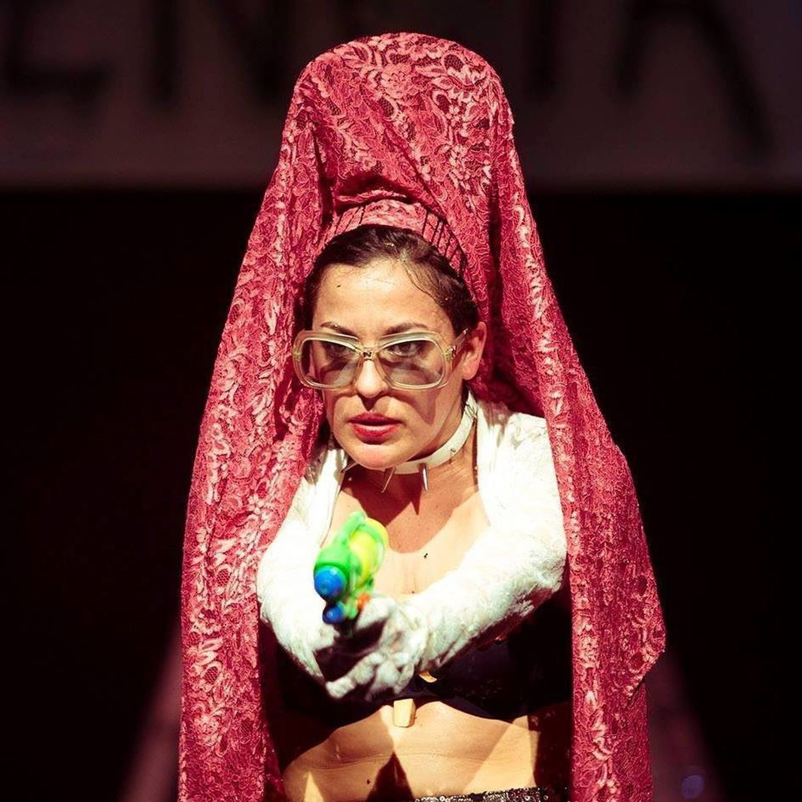 colectiva con la psicoanalista Paulina