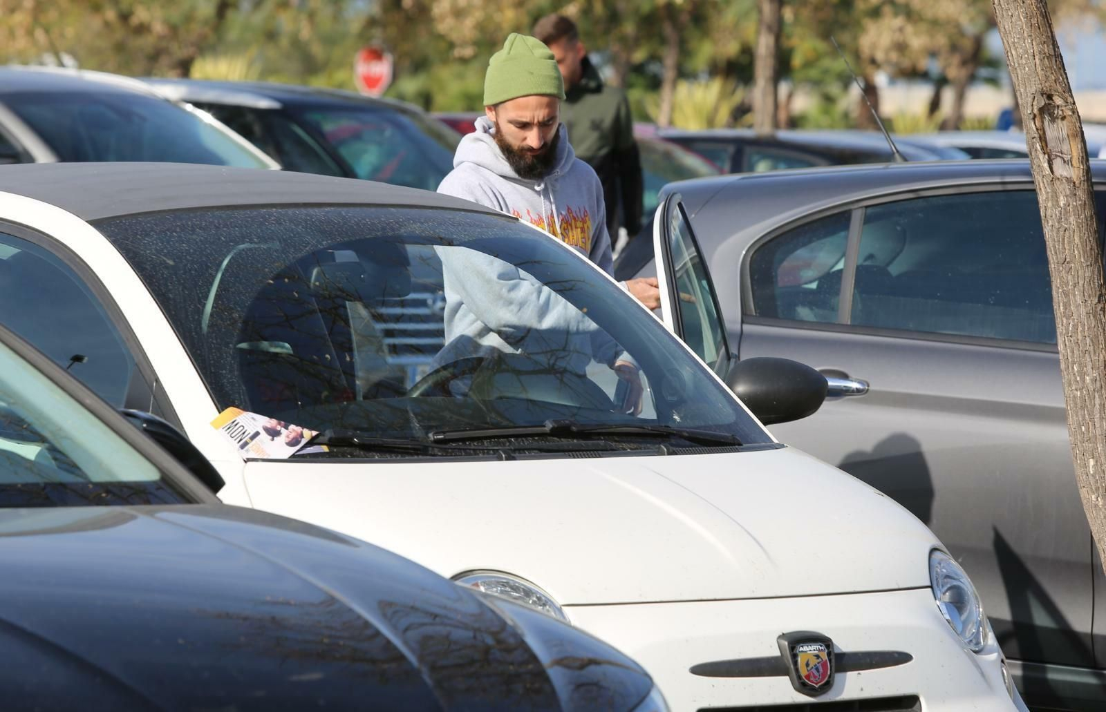 Los jugadores abandonan el Ciudad de Málaga por el coronavirus