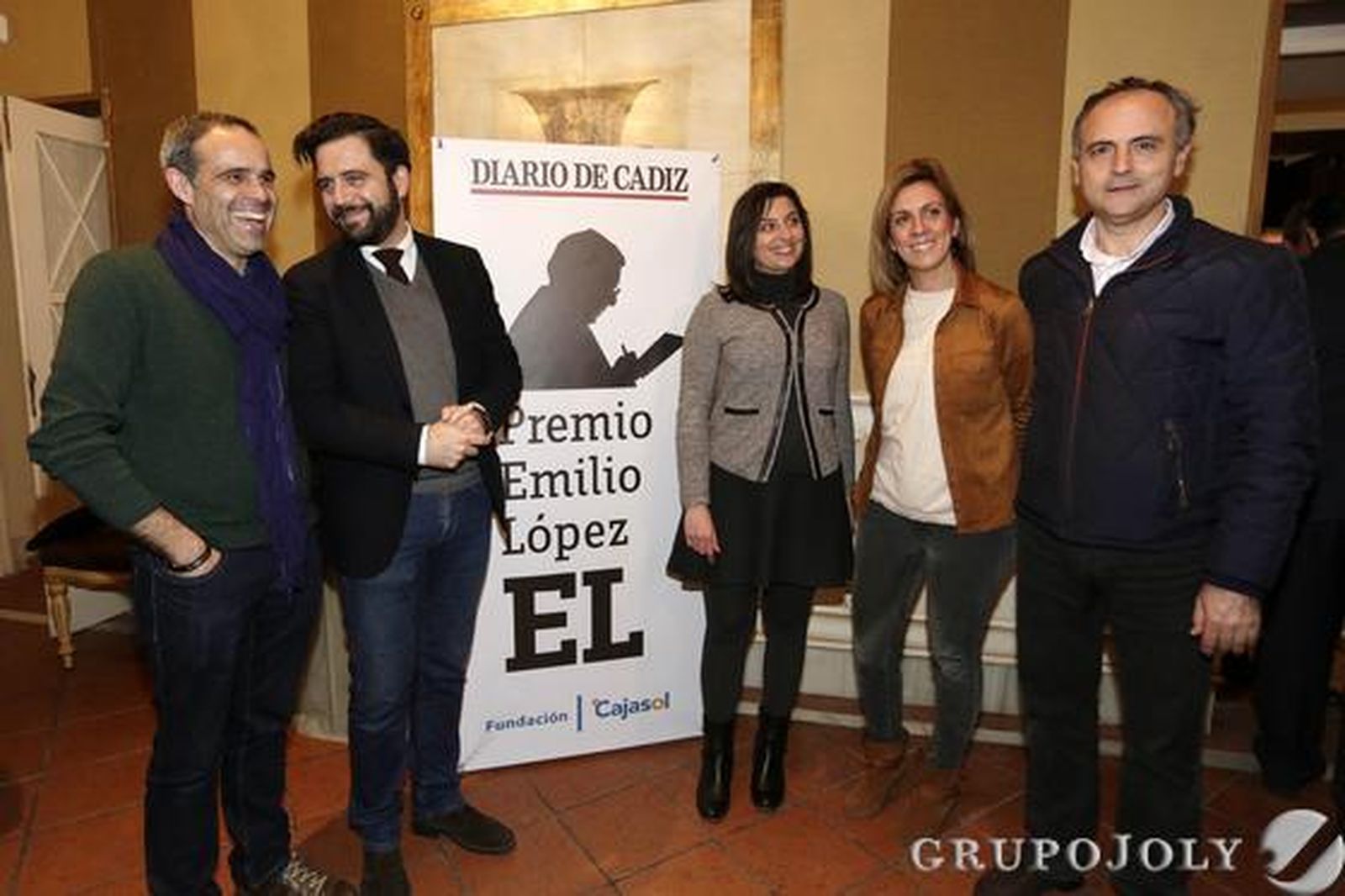 Los concejales socialistas José Pacheco, Fran González, Victoria Rodríguez, María José Rodríguez y Juan Cantero.

Foto: Julio Gonzalez-Joaquin Pino-Fito Carreto