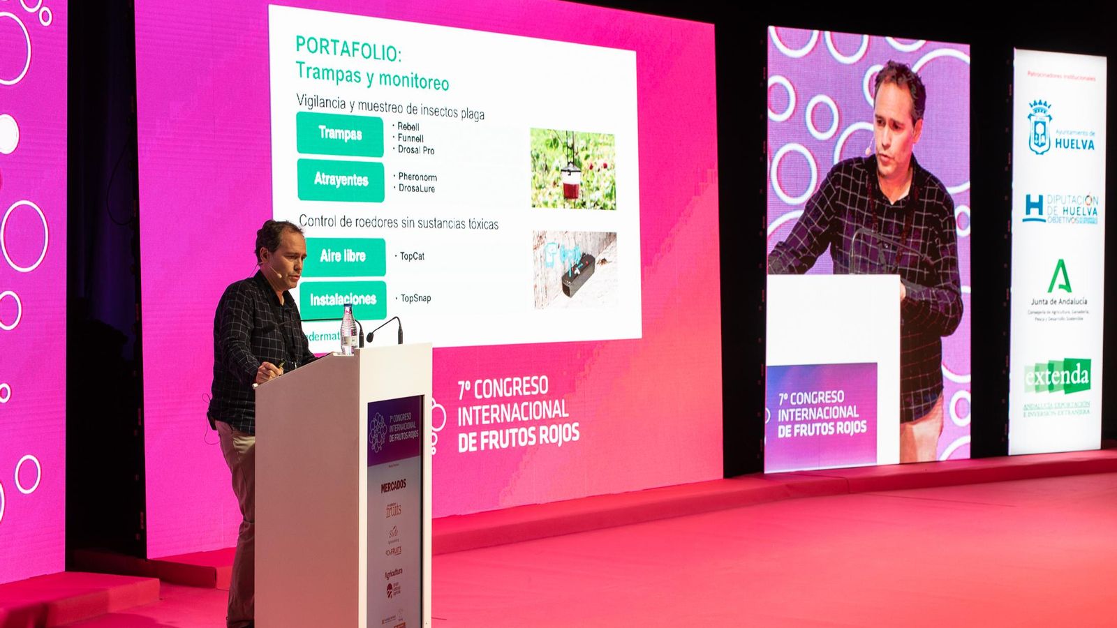 VIII Congreso Internacional de Frutos Rojos en la Casa Colón.