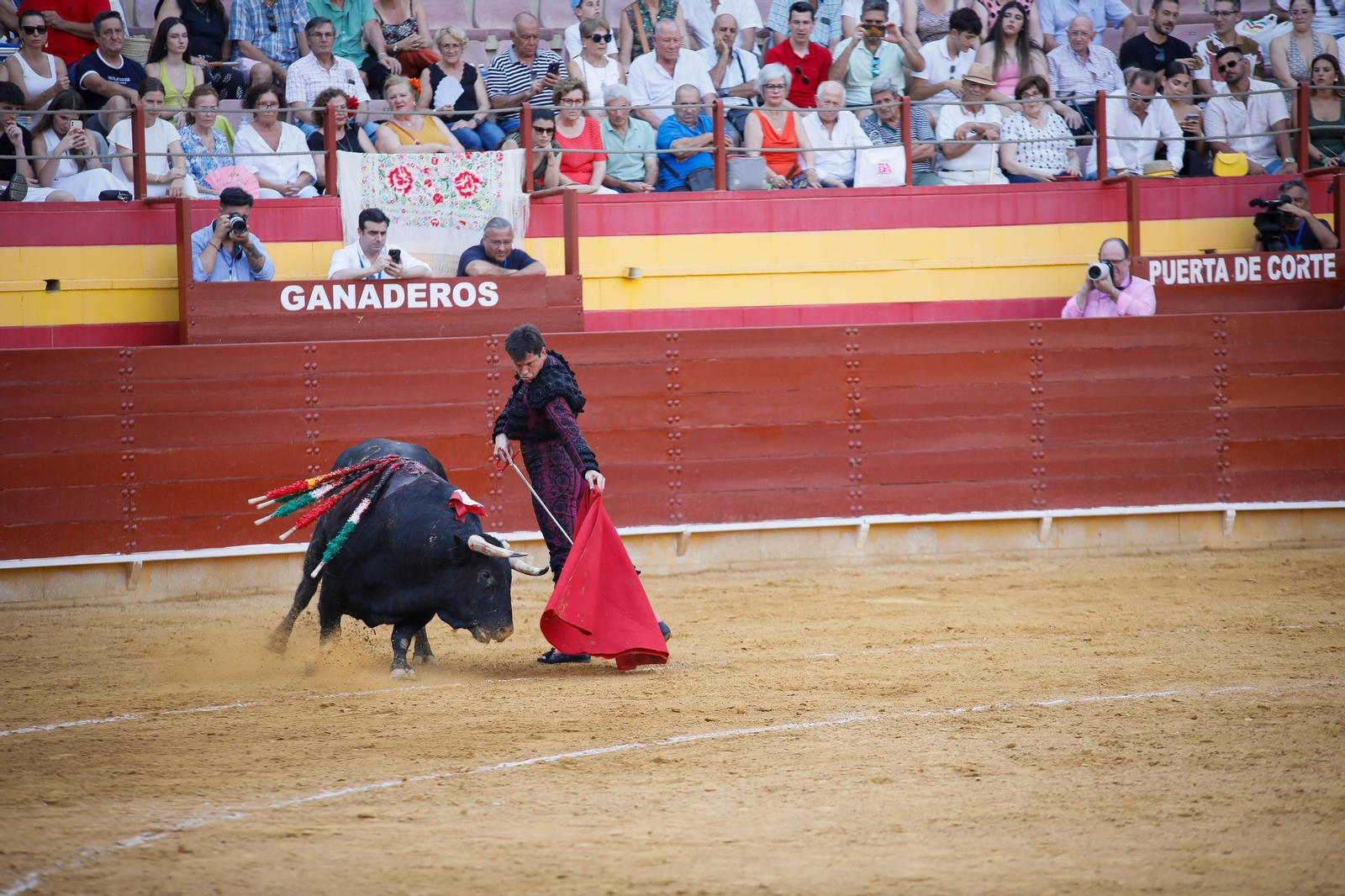 Imágenes de la corrida de toros en Roquetas de Mar