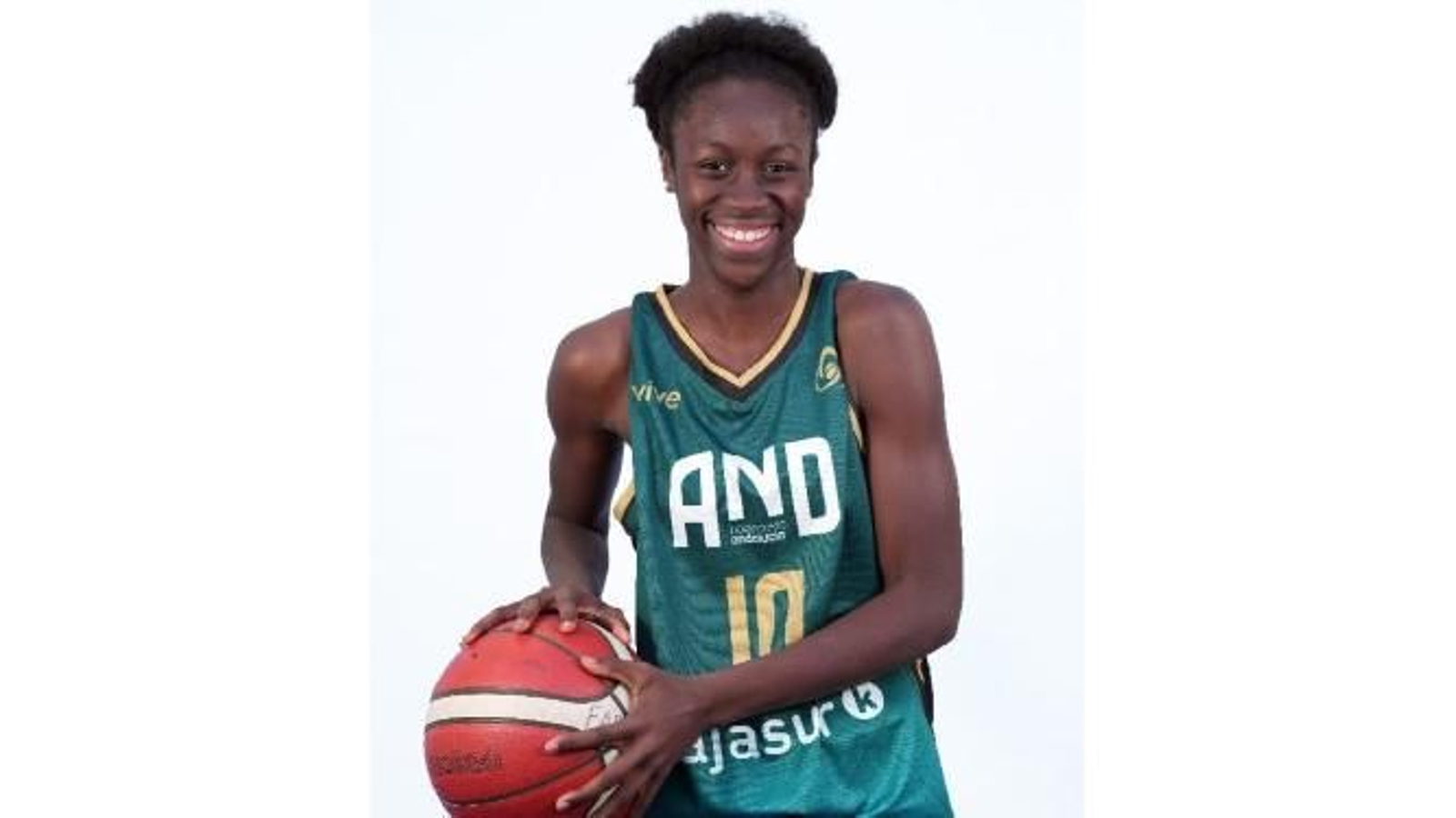 Elena Gomes con los colores de la selección andaluza.