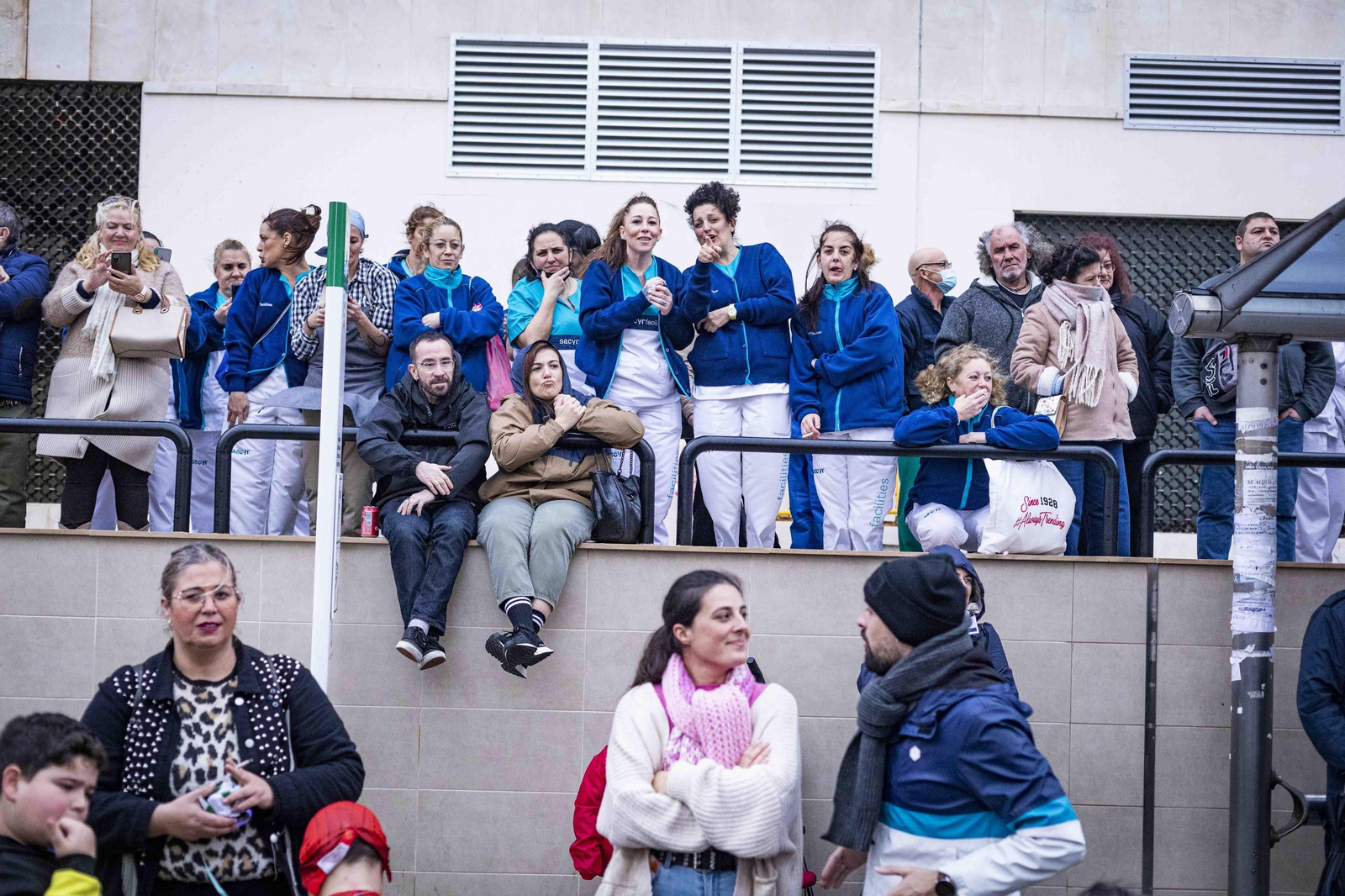 La Cabalgata Magna del Carnaval de Cádiz 2024, en imágenes