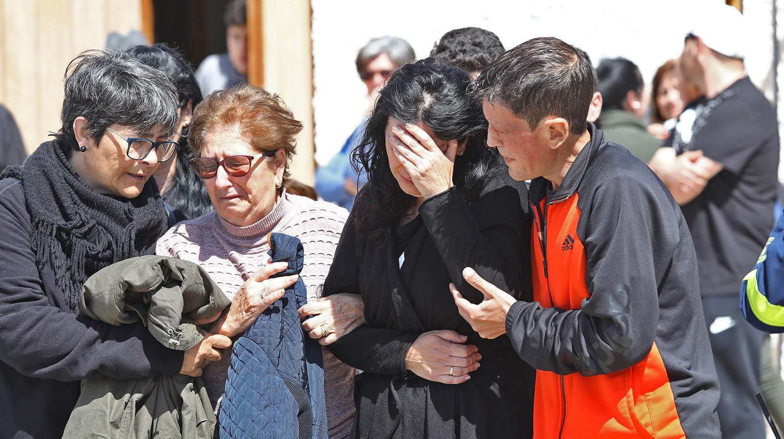 Imágenes del funeral en Rota por el joven Marcos Garrido, fallecido en el 'Circuito de Jerez?