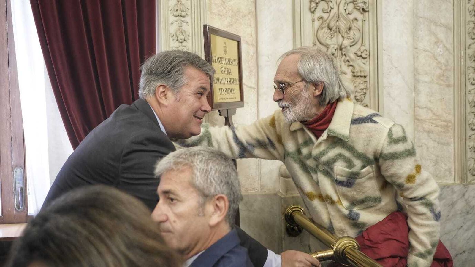El pleno homenaje a Carlos Díaz en Cádiz, en imágenes