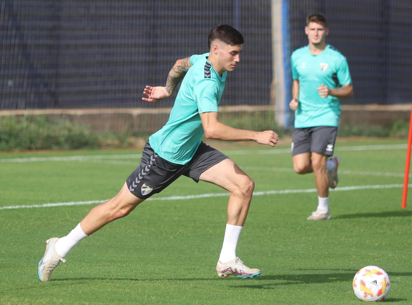 Roberto, su paso por el Málaga CF en fotos