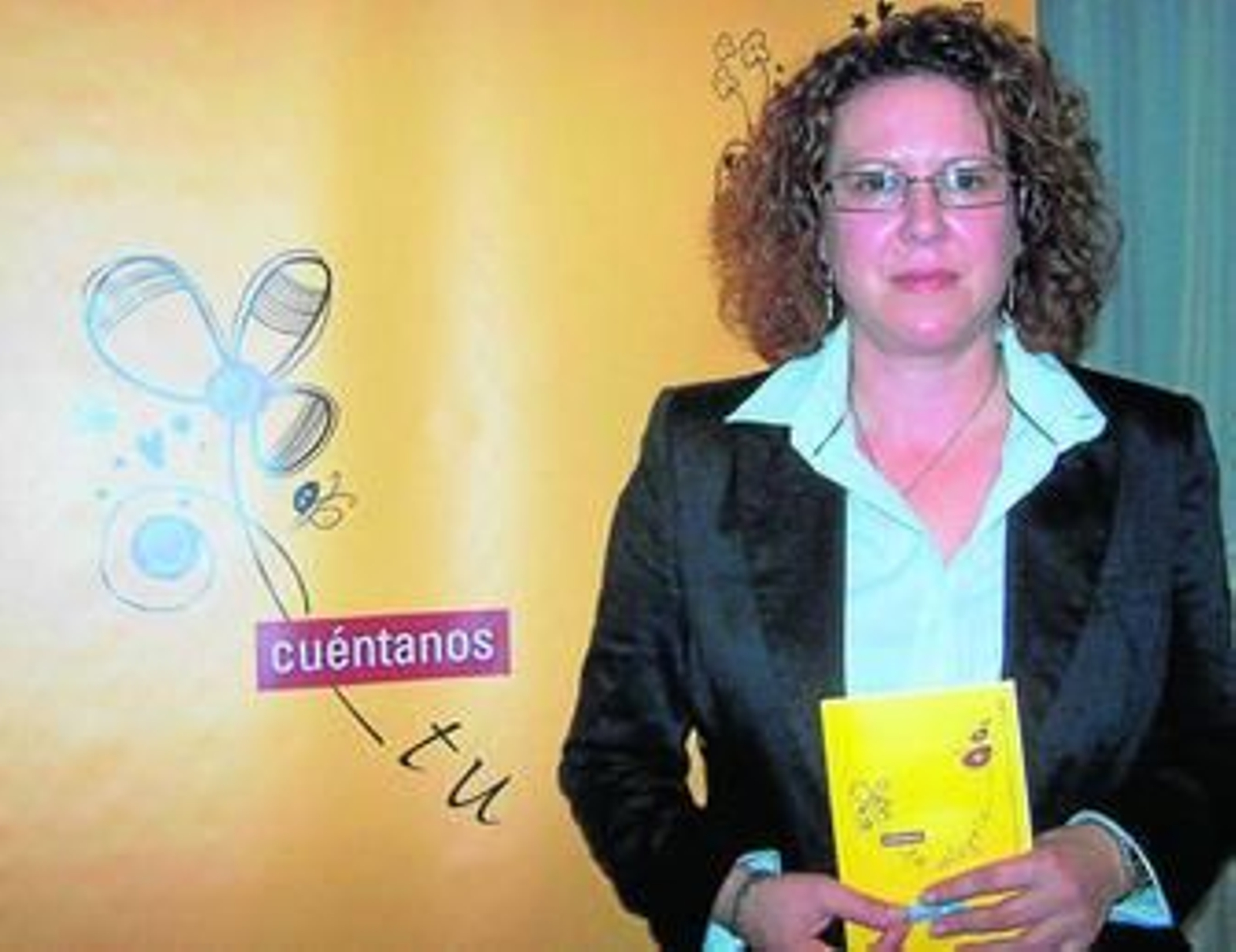 La diputada de Bienestar Social, María López, fue la encargada de presentar el certamen.