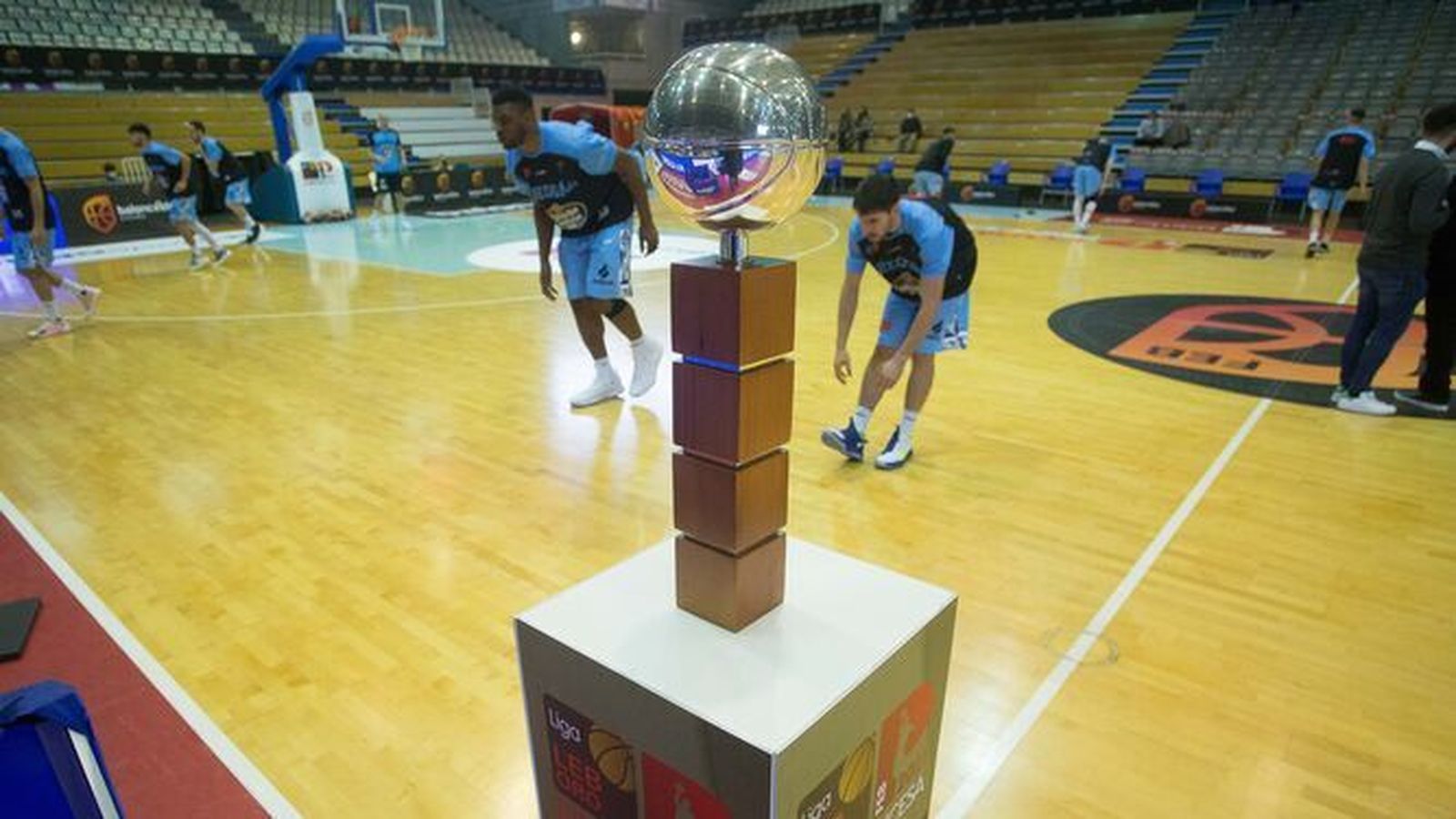 El Covirán Granada buscará lograr el título ante Estudiantes.