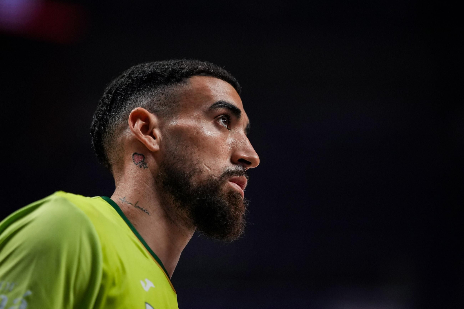 Unicaja-Valencia: Abrazos de viejos conocidos