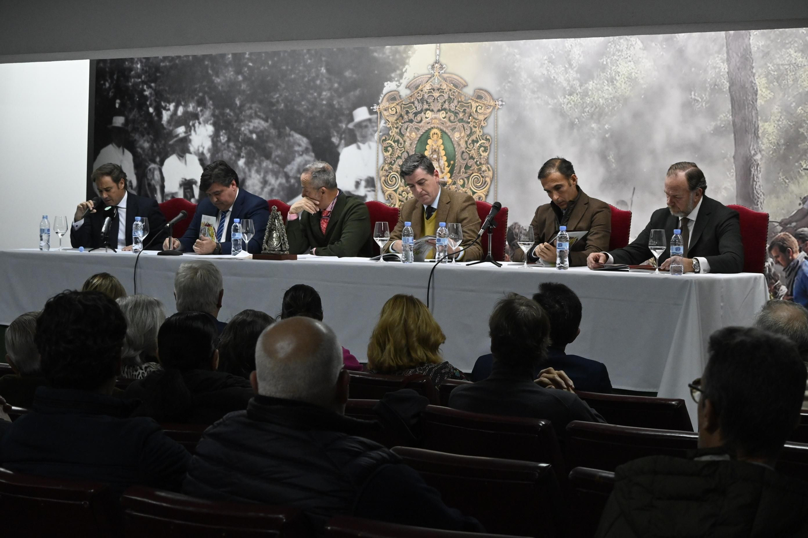 Presentación del Catálogo de la Exposición "Otorga lo Imposible" en imágenes