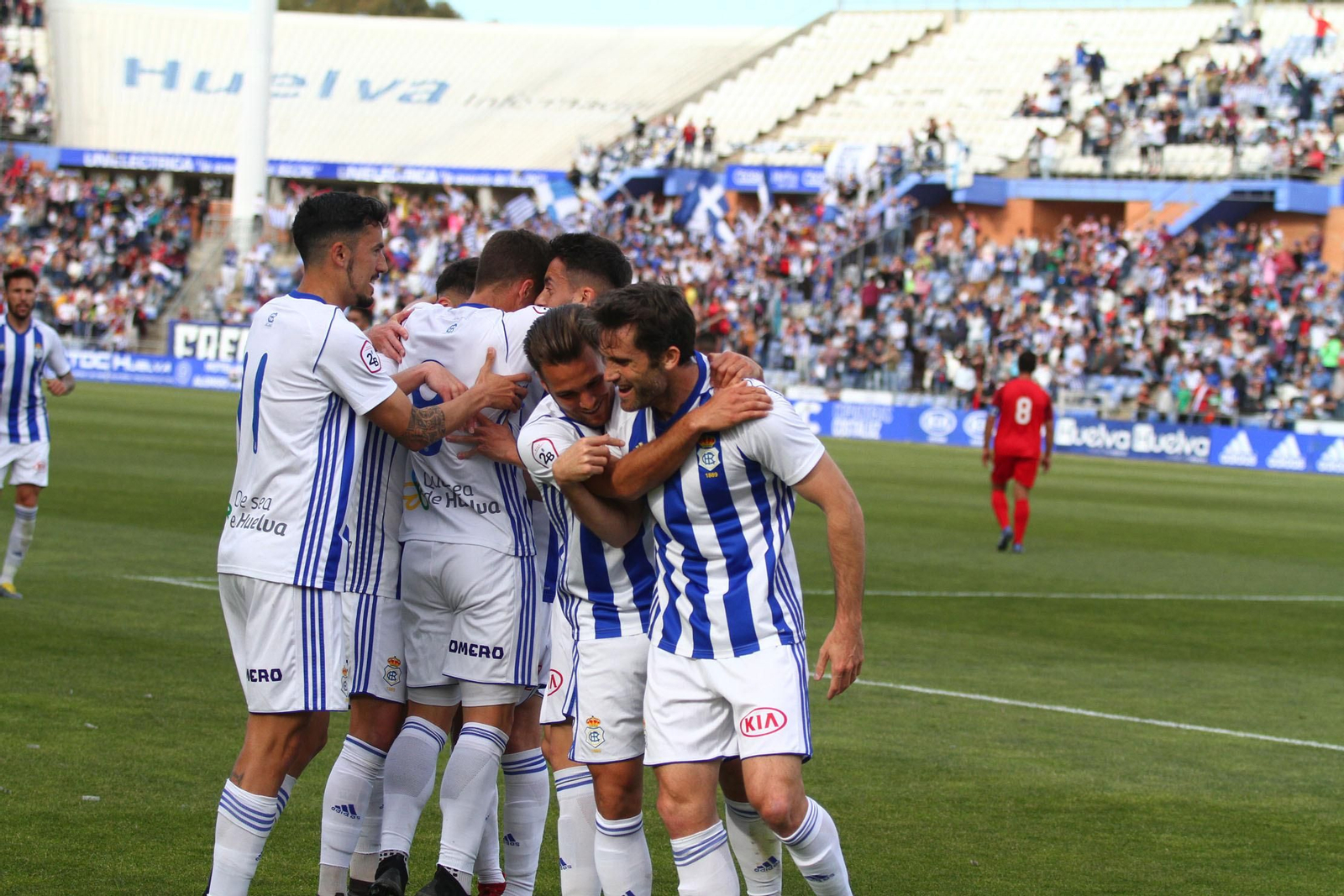 Imágenes del encuentro entre el Recreativo de Huelva y el San Fernando