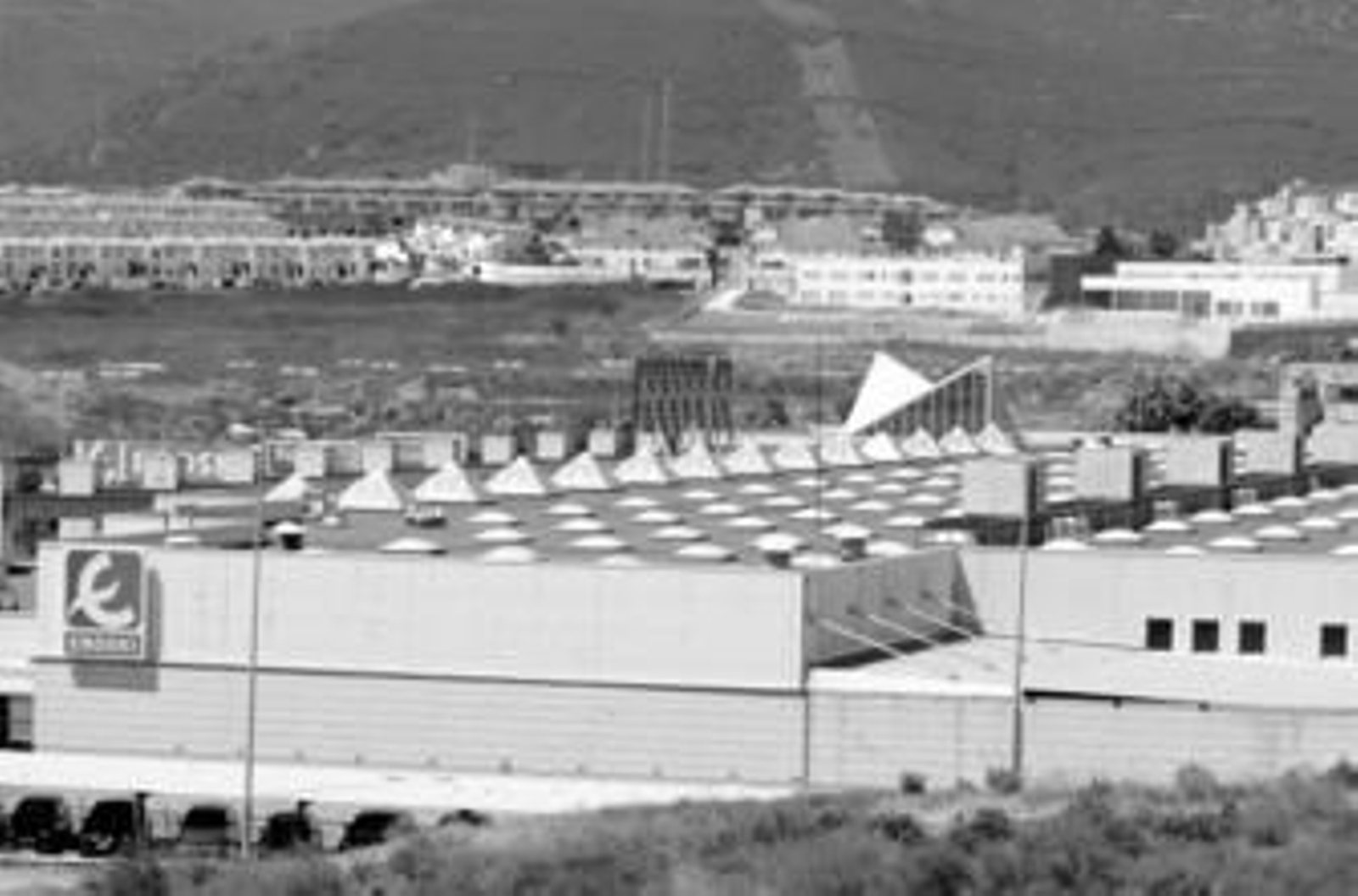Una vista de las actuales instalaciones del centro comercial Eroski de Algeciras.