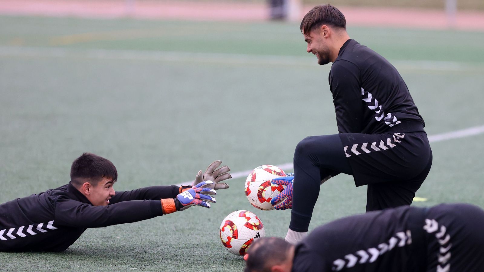 Imágenes del entrenamiento del Xerez DFC en la Granja