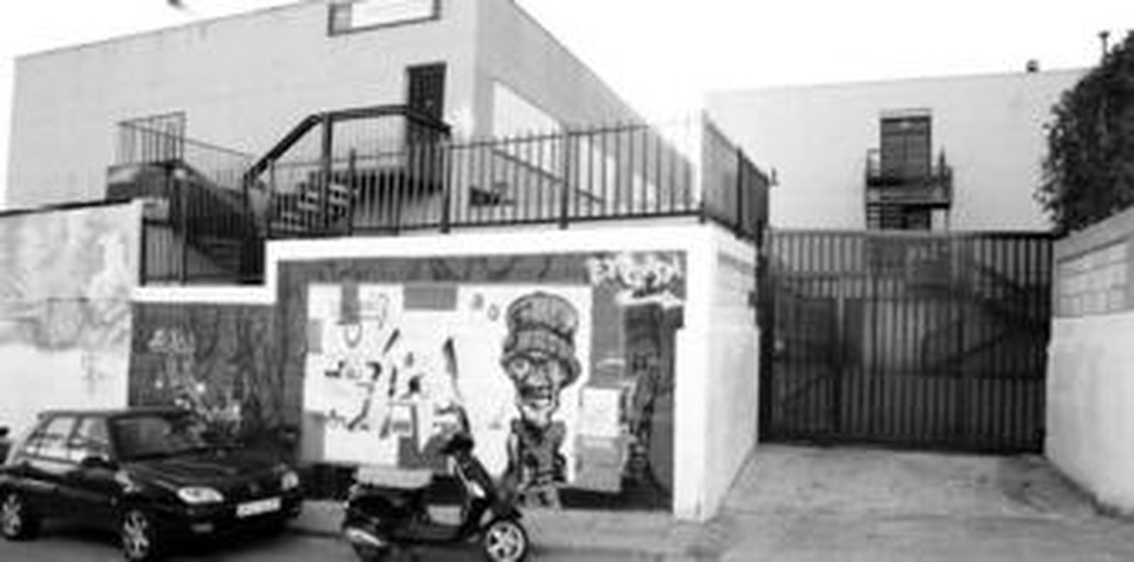 Instituto José Martín Recuerda en la barriada Huerta Carrasco, centro en el que trabaja la profesora que fue agredida a la salida de sus clases.