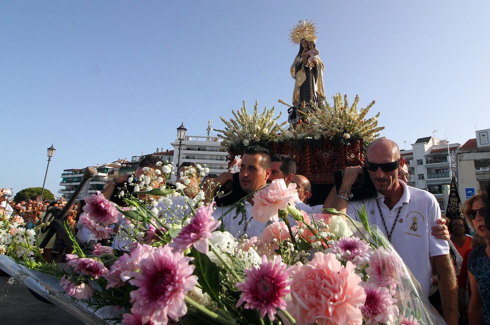 Imágenes de la procesión de la Virgen del Carmen en Punta Umbría
