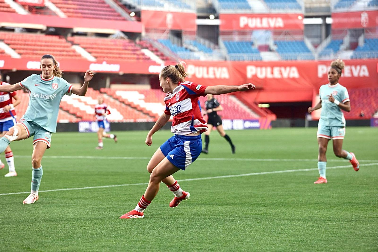Las mejores imágenes del Granada-Atlético de Madrid
