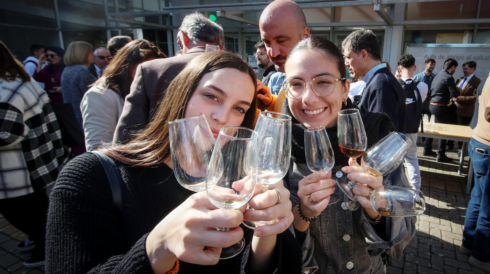 Búscate en el Brindis por el Día Mundial del Enoturismo en el Campus de Jerez