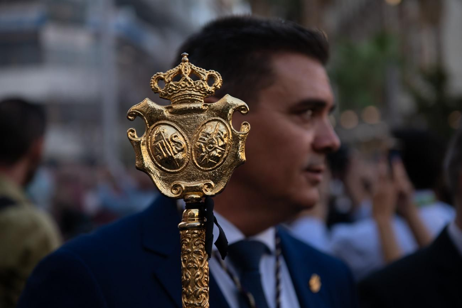 El pueblo de Jaén abraza con solemnidad a El Abuelo en la Magna, en imágenes