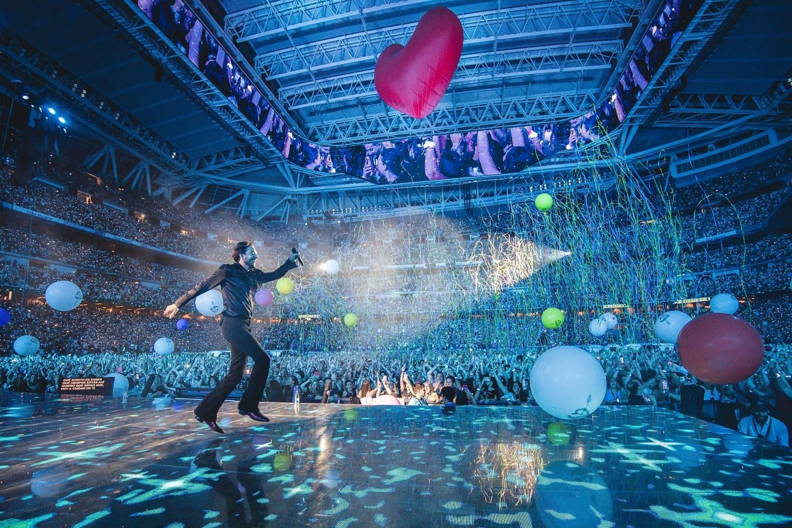 Manuel Carrasco regresa al escenario con su nuevo 'Tour Salvaje'.