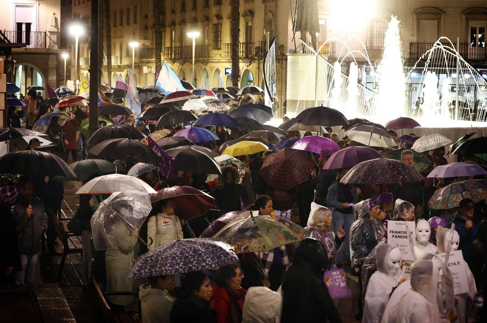 Imágenes de la manifestación del 8M en Huelva