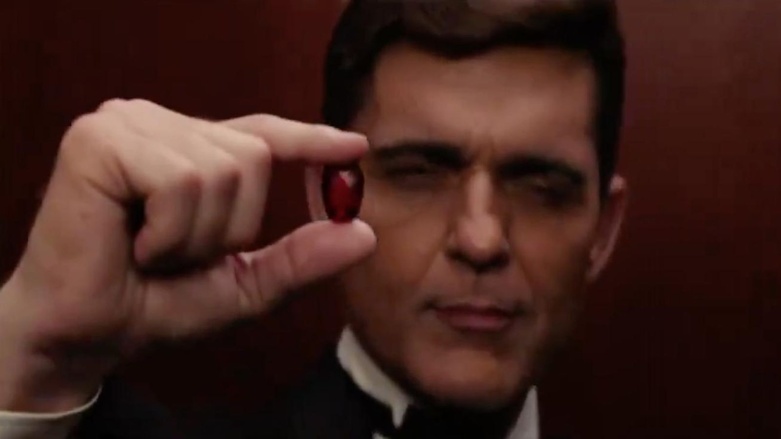 Berlín con las joyas del collar de Pedroche