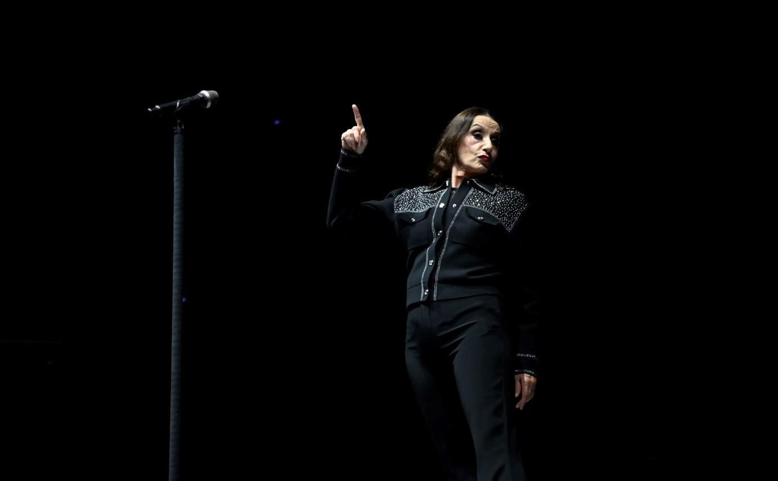 Las mejores imágenes del concierto de Luz Casal en Córdoba