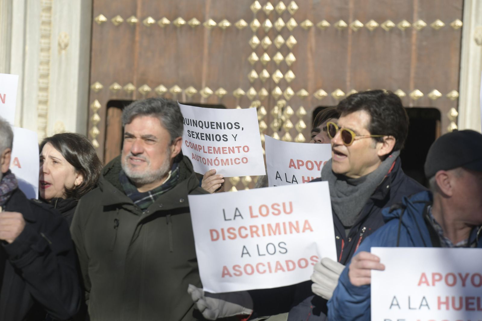 Profesores asociados de la Universidad de Granada inician una huelga indefinida en contra de la LOSU