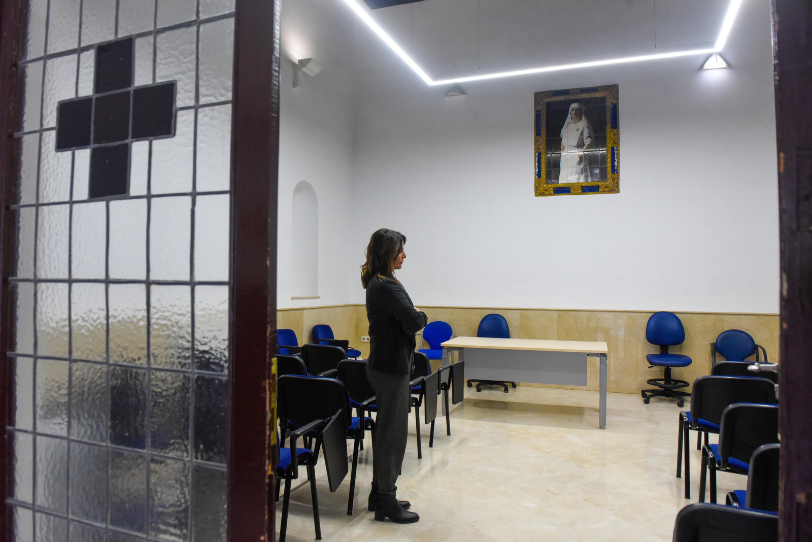 Reportaje sobre los 100 años que ha cumplido el Hospital de Cruz Roja