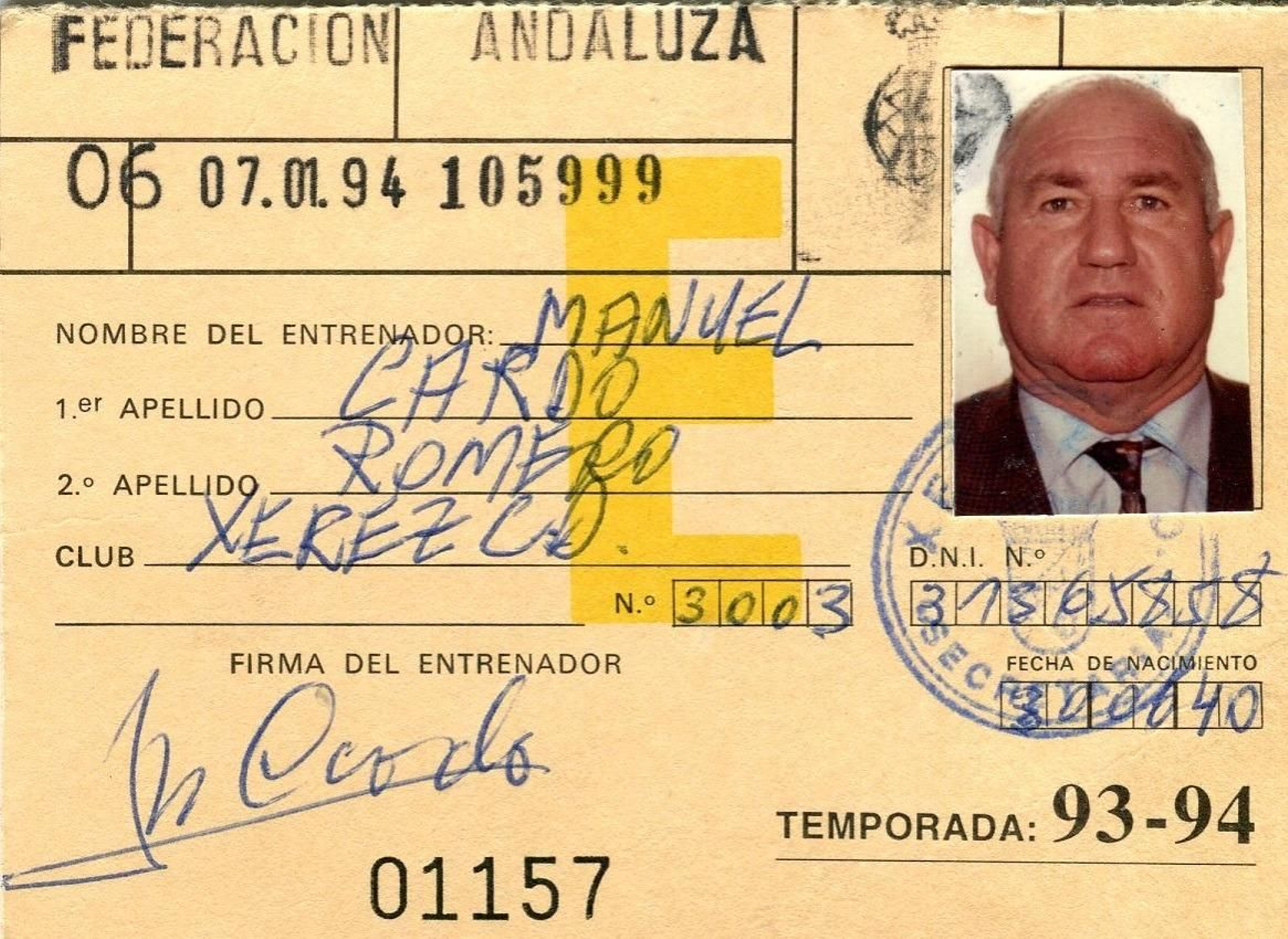 Carnet de entrenador de Manolo Cardo en el Xerez CD.