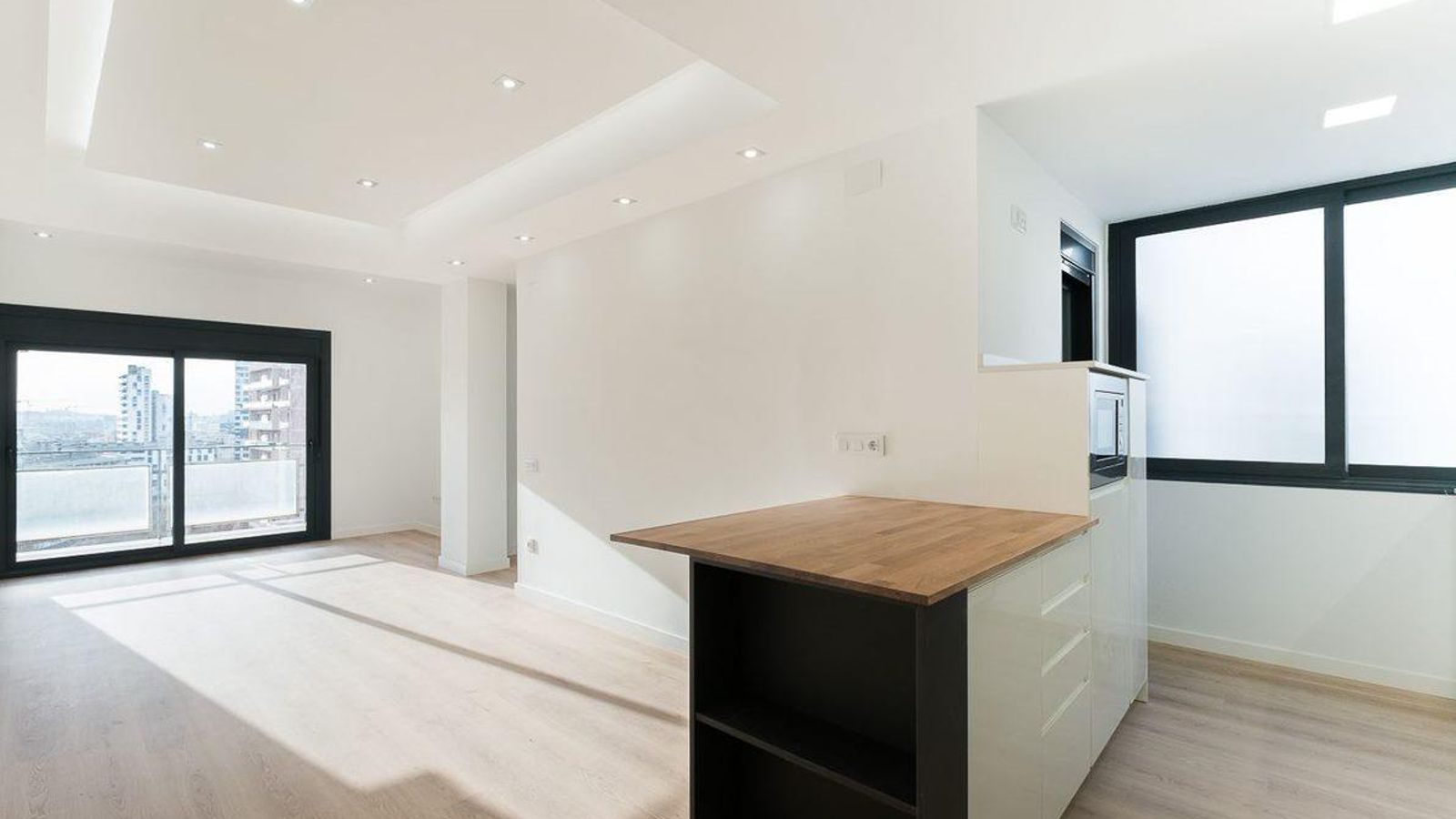 Tras el confinamiento, las reformas en cocina y baños era lo más demandado; durante las vacaciones, priman las reformas integrales.