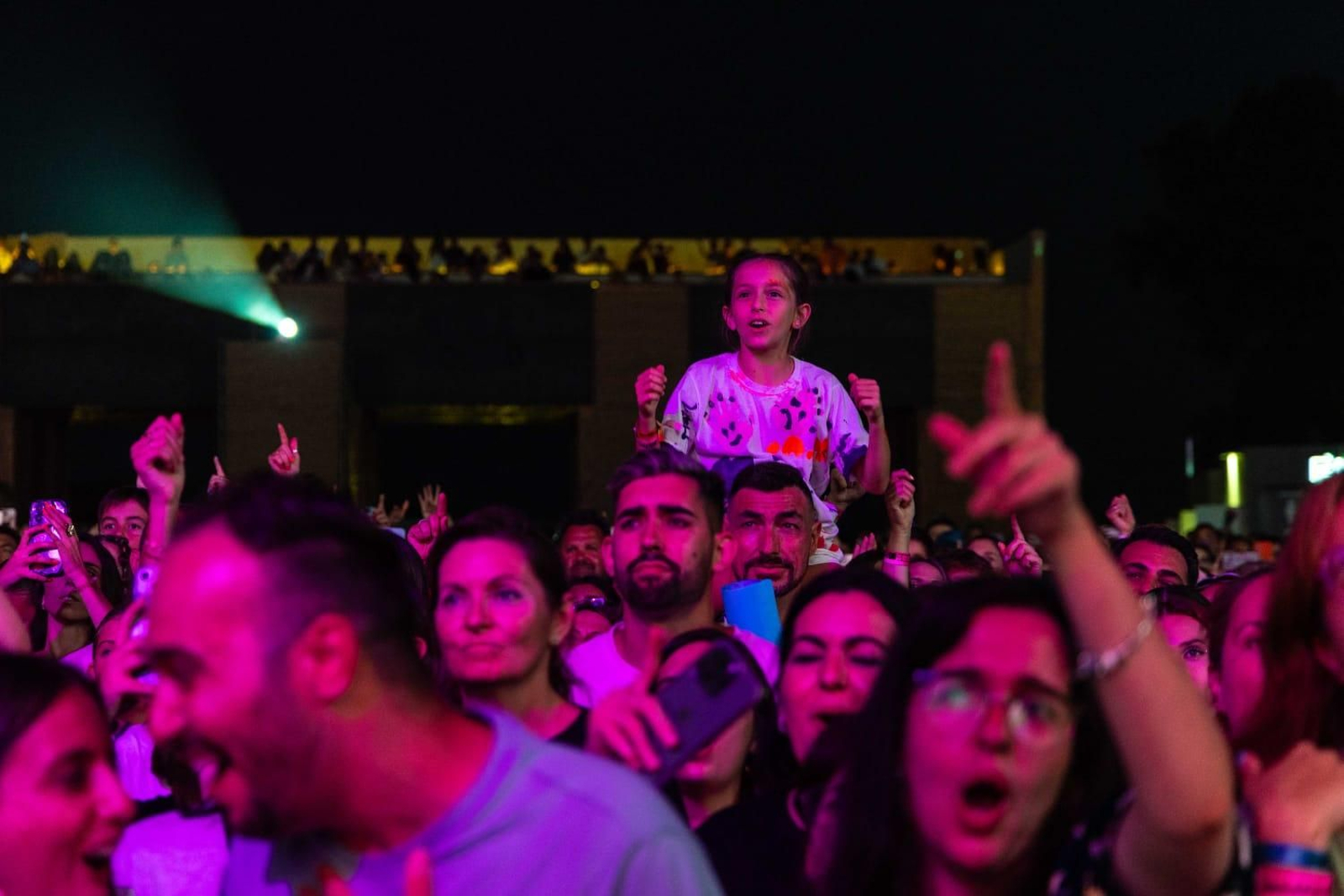 Bahía Sound brilla con la estrella isleña: Abraham Mateo