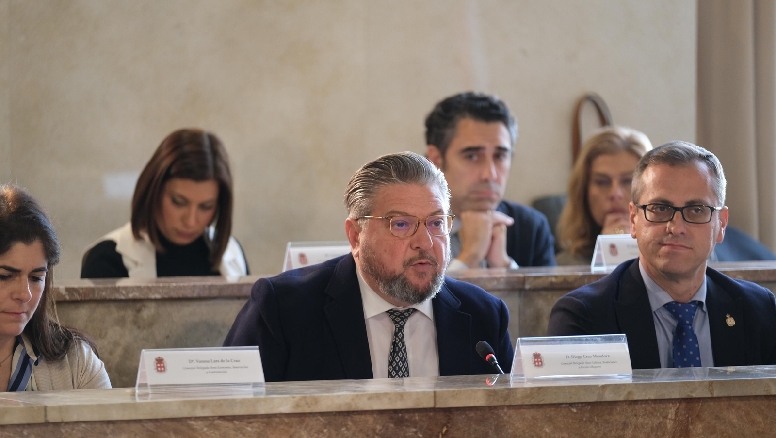 Imágenes del Pleno del Ayuntamiento de Almería